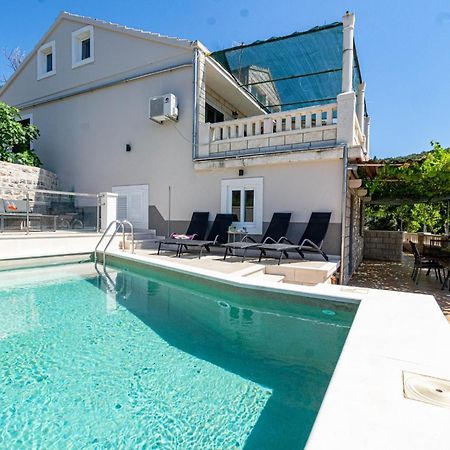 Seaside Apartments With A Swimming Pool Tri Zala, Korcula - 558 Zrnovo المظهر الخارجي الصورة