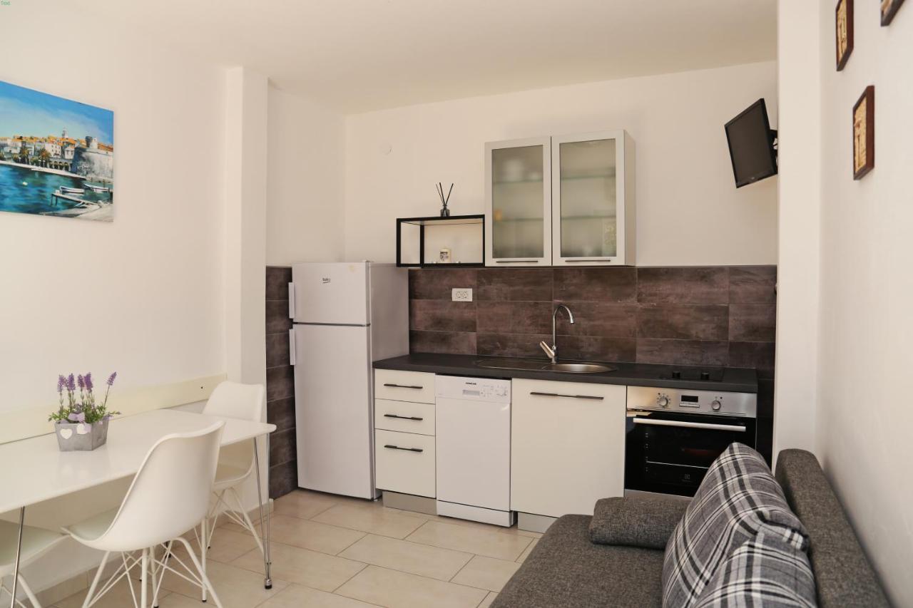 Seaside Apartments With A Swimming Pool Tri Zala, Korcula - 558 Zrnovo المظهر الخارجي الصورة